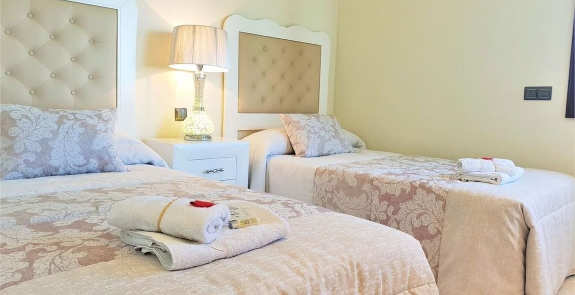 Apartamento en alquiler en Doncella Beach con vista al mar