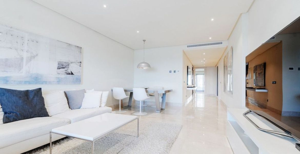 Apartamento de lujo en Doncella Beach, Estepona con 2 dormit