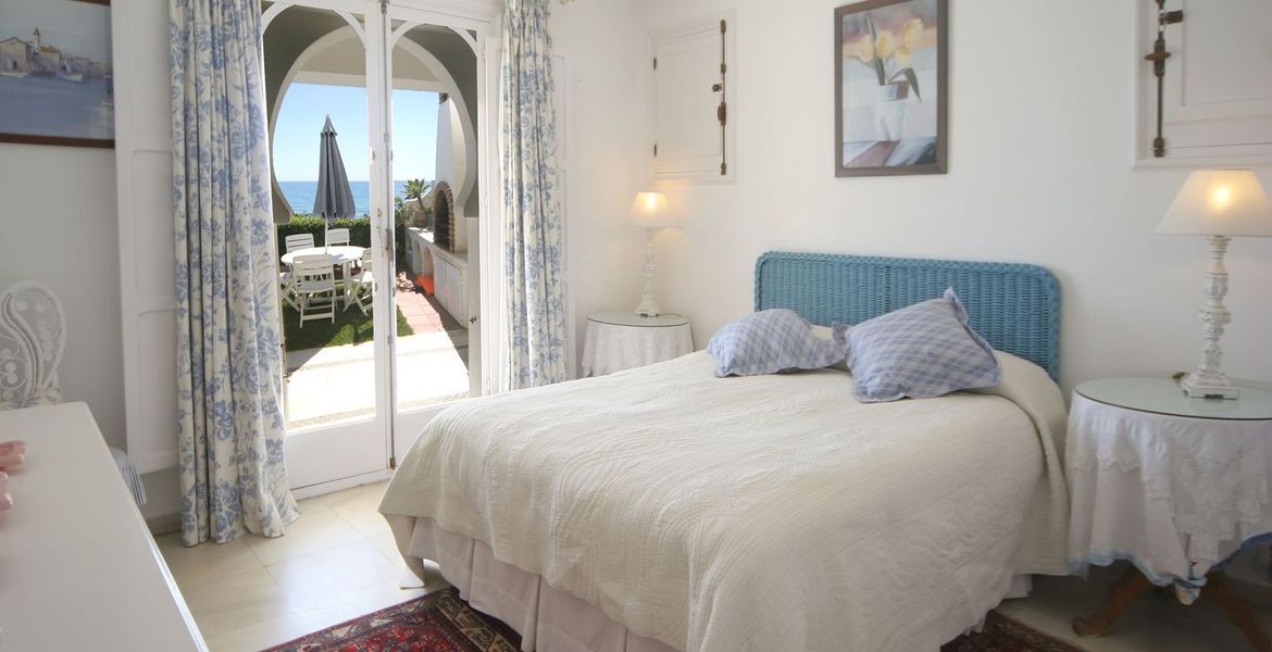 Golden Mile Marbella villa front de mer