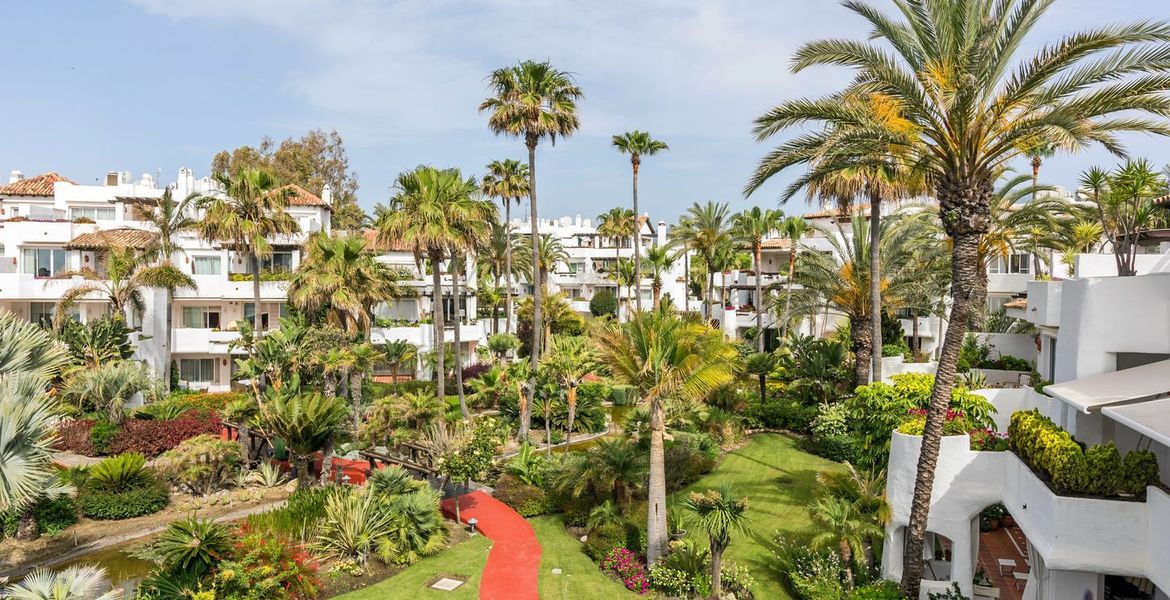 Ático de lujo en Marbella Puerto Banus al lado de mar