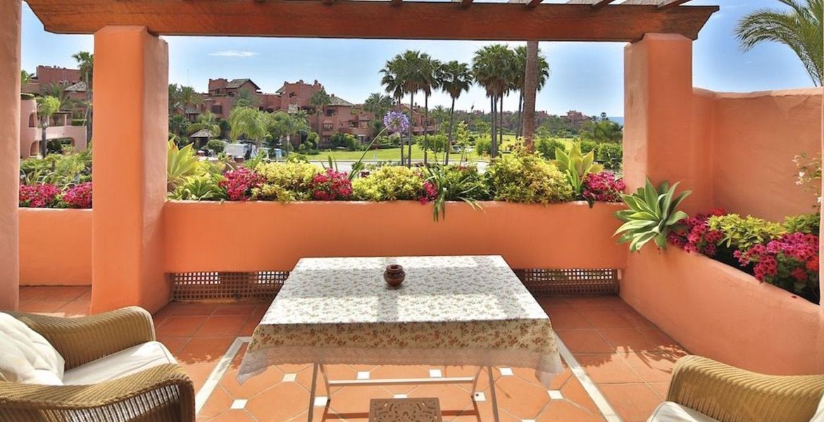 ÁTICO DÚPLEX EN CABO BERMEJO ESTEPONA 