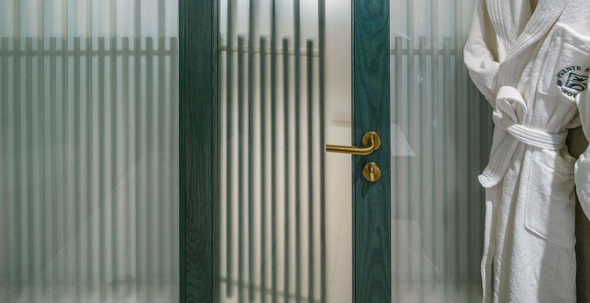 Suite Privada de un Dormitorio en el Hotel Puente Romano