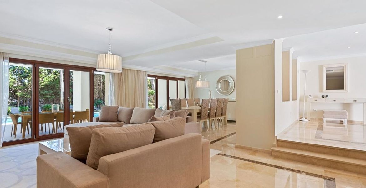 Preciosa villa en alquiler Marbella lado mar