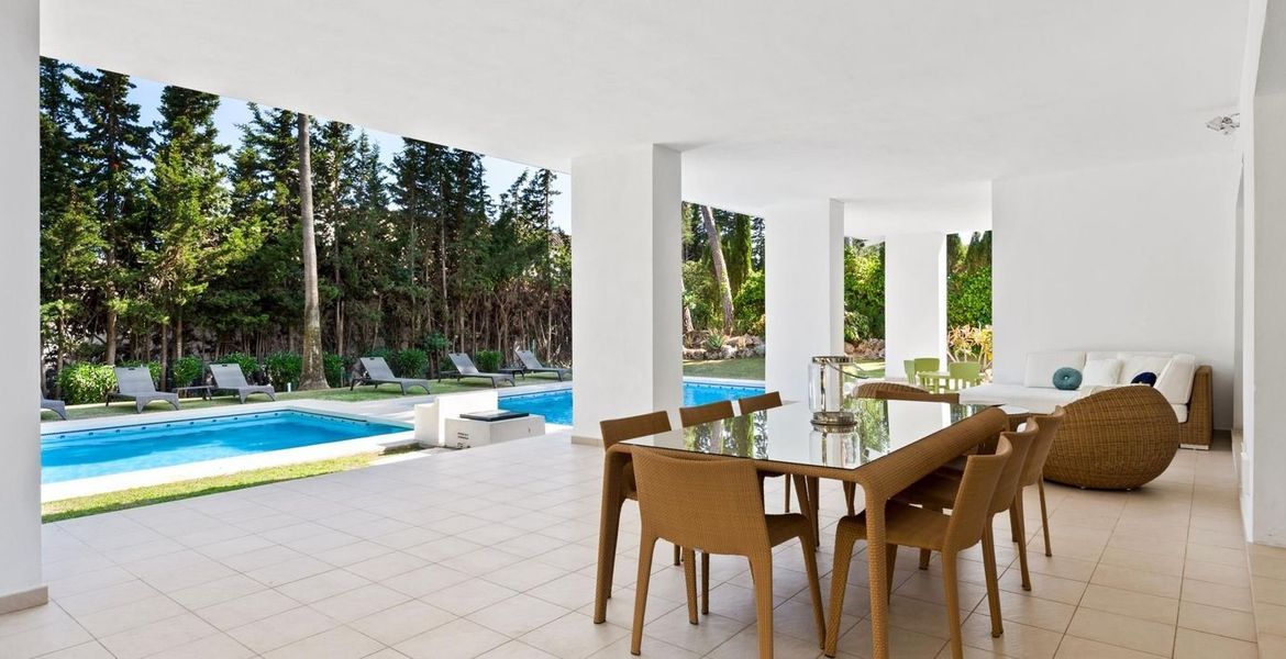 Preciosa villa en alquiler Marbella lado mar