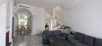 ADOSADO EN LAS LOMAS DE MARBELLA