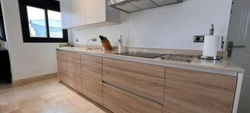 Villa en MARBELLA con 4 habitaciones y 4 salas de baño. 