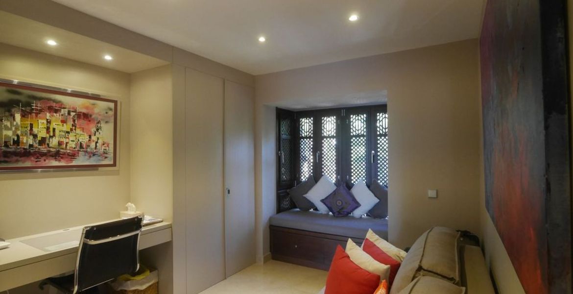 Apartamento en alquiler en Marina Puente Romano Jardín Japon