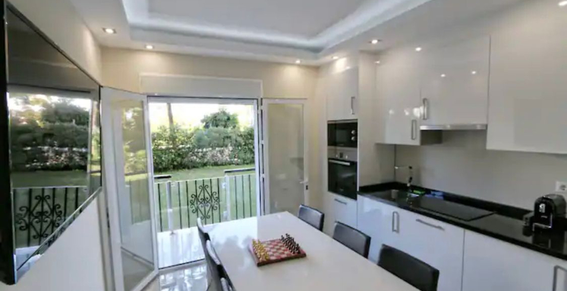 Apartamento de lujo en Marbella, Nueva Andalucía