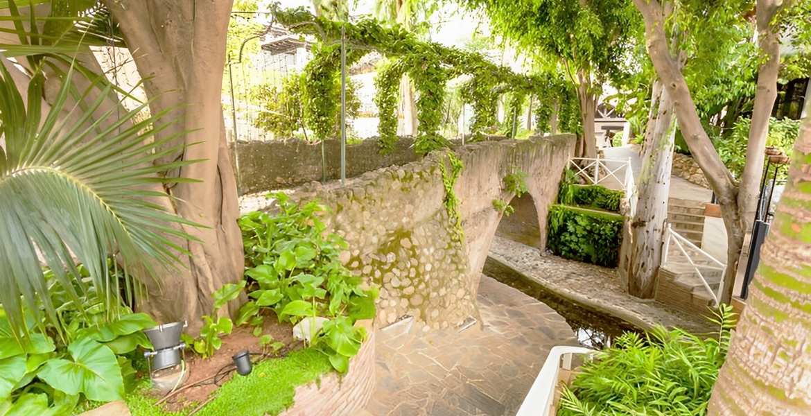Suite Privada de tres Dormitorios en el Hotel Puente Romano