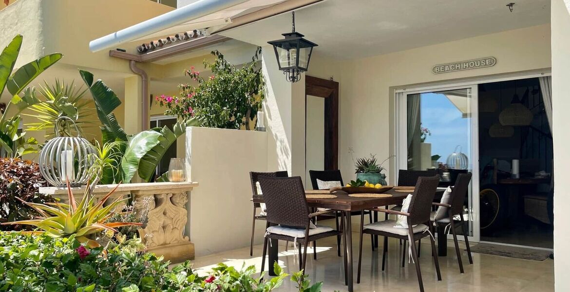 Casa adosada en primera línea de playa en Estepona