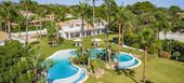 Villa de lujo frente al mar Los Monteros, Marbella
