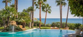 Villa de lujo frente al mar Los Monteros, Marbella