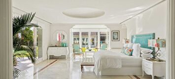 Villa de lujo frente al mar Los Monteros, Marbella