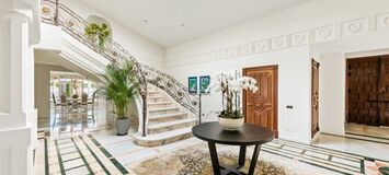 Villa de lujo frente al mar Los Monteros, Marbella