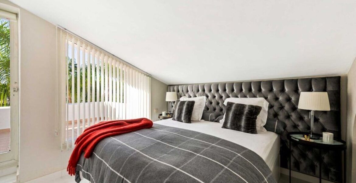 Villa de lujo frente al mar Los Monteros, Marbella