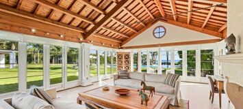 Villa de lujo frente al mar Los Monteros, Marbella
