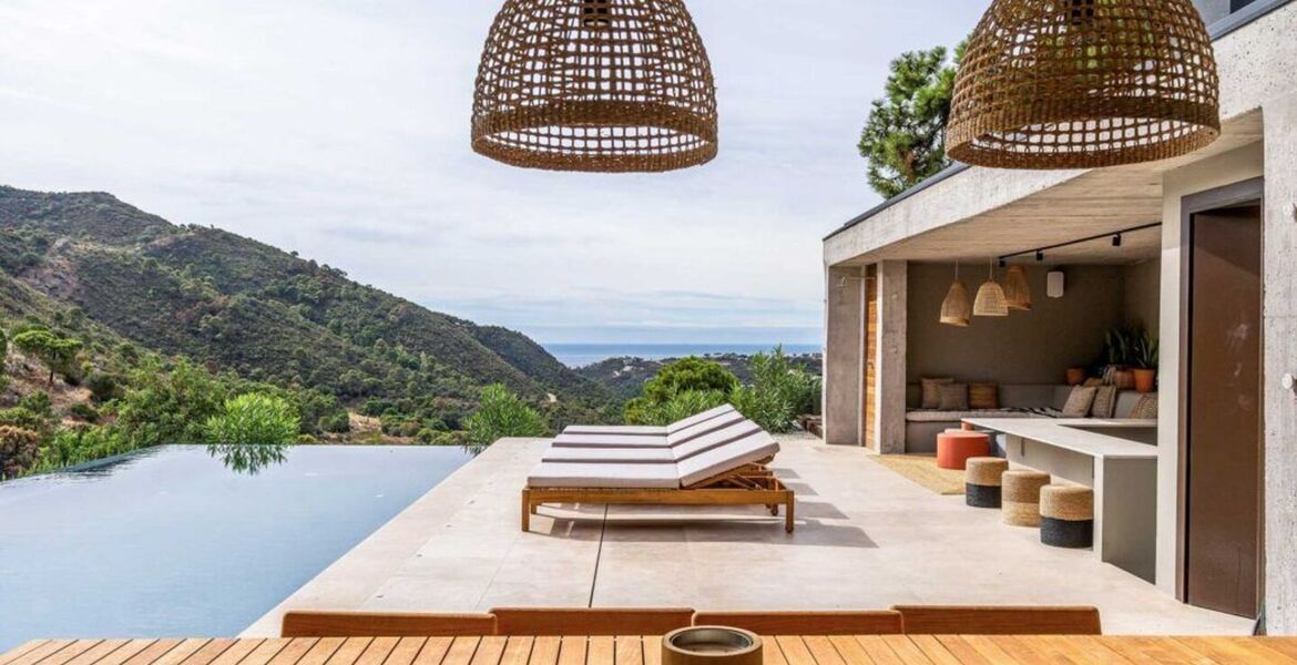 Modern Villa for rent in Benahavis