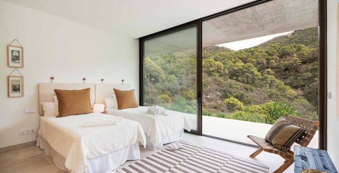 Modern Villa for rent in Benahavis