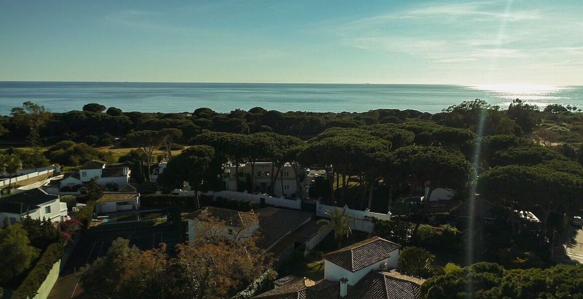Villa en alquiler en Marbella Cabopino