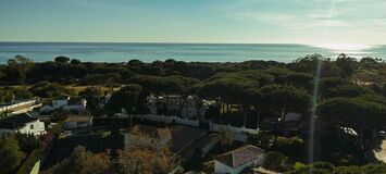Villa en alquiler en Marbella Cabopino