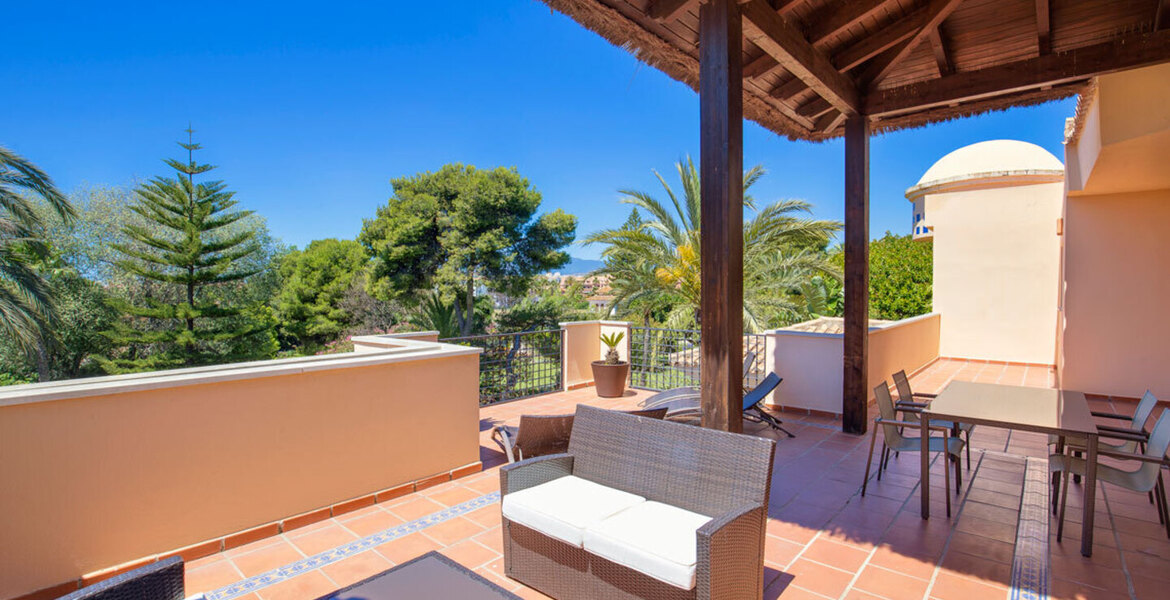 Ático en alquiler en Puerto Banús