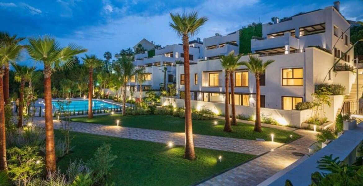 Apartamento dúplex en alquiler en Milla de Oro
