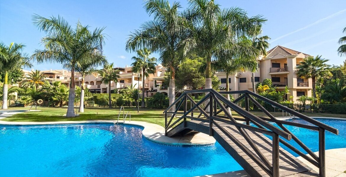 Ático en alquiler en Puerto Banús
