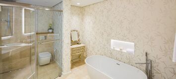 Apartamento en primera linea de playa cerca de Laguna Banus