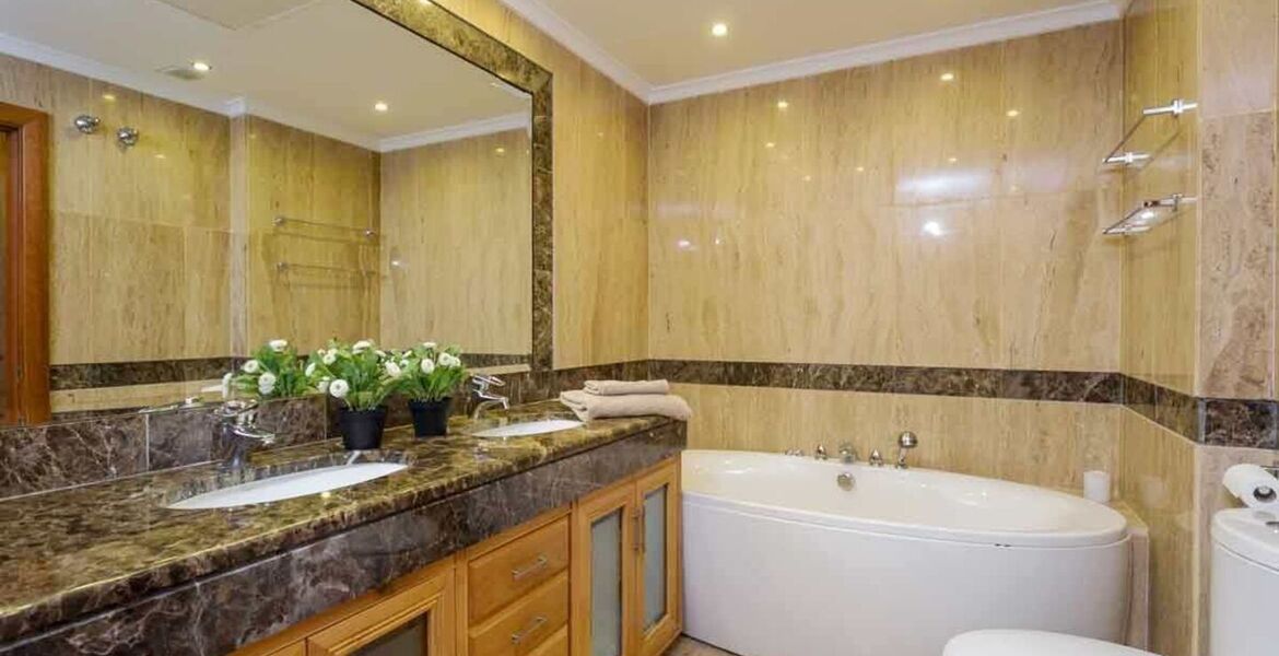 Apartamento en alquiler en Embrujo Banús