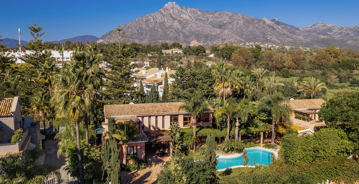 VILLA DE LUXE À MARBELLA  