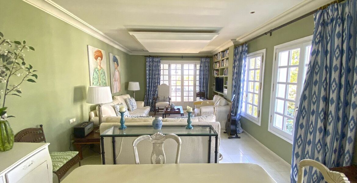 Suite Privada de tres Dormitorios en el Hotel Puente Romano
