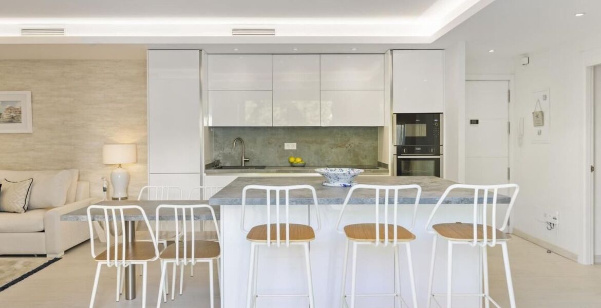 Apartamento en alquiler en Puerto Banús