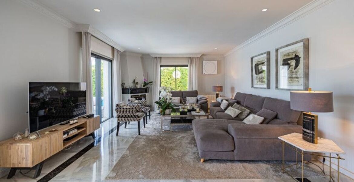 Villa for rent in Nueva Andalucia