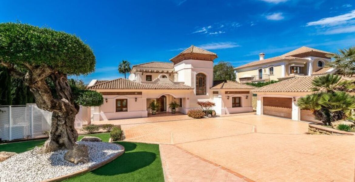 Villa en alquiler en Benahavís