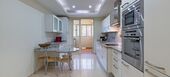 Apartamento con vistas al mar en alquiler en Milla de Oro