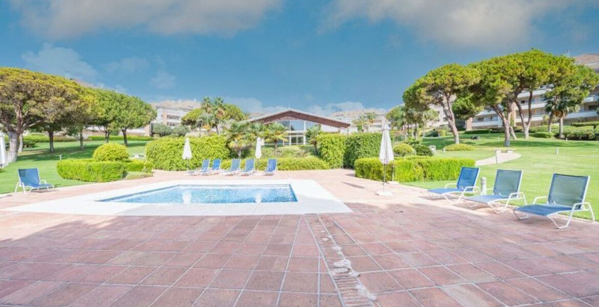 Apartamento con vistas al mar en alquiler en Milla de Oro