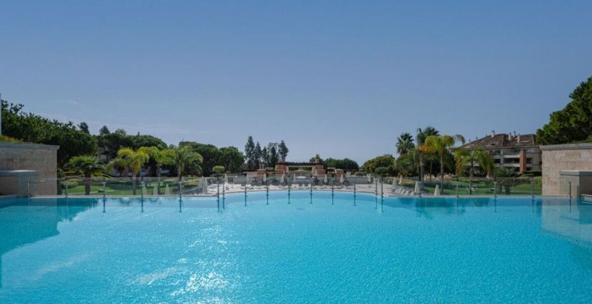 Apartamento con vistas al mar en alquiler en Milla de Oro