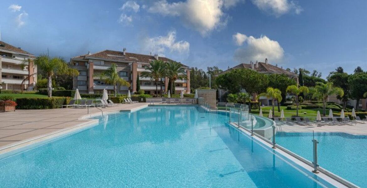 Apartamento con vistas al mar en alquiler en Milla de Oro