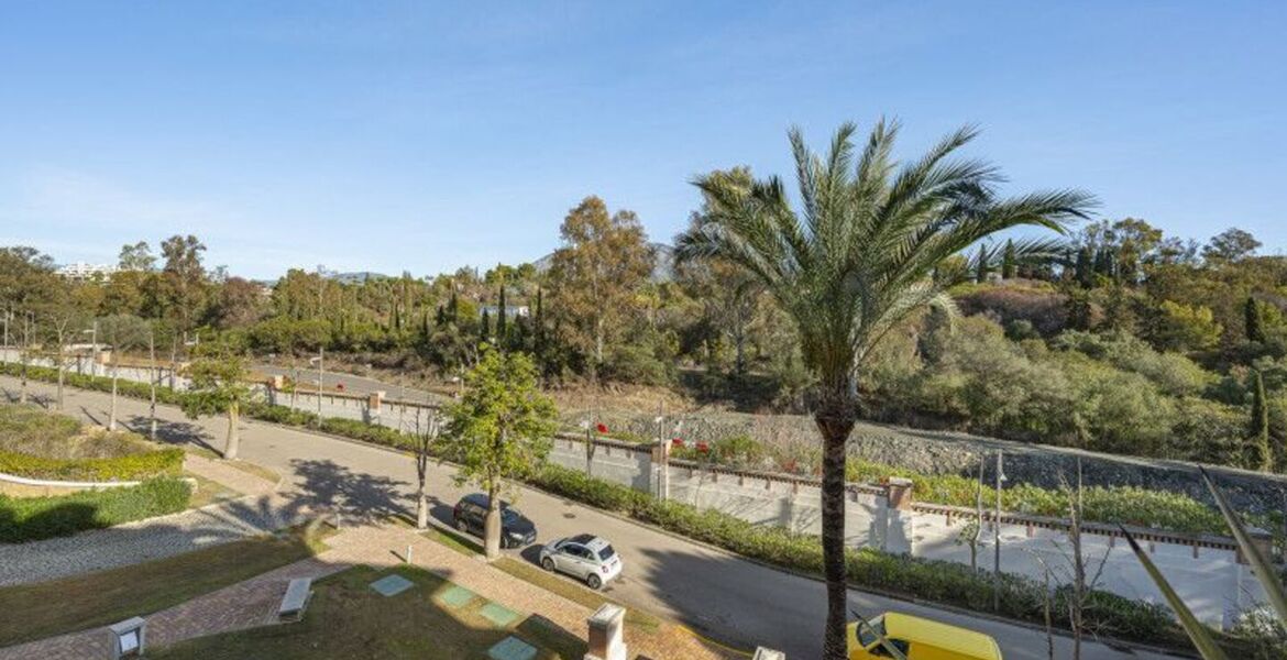 Apartamento con vistas al mar en alquiler en Milla de Oro