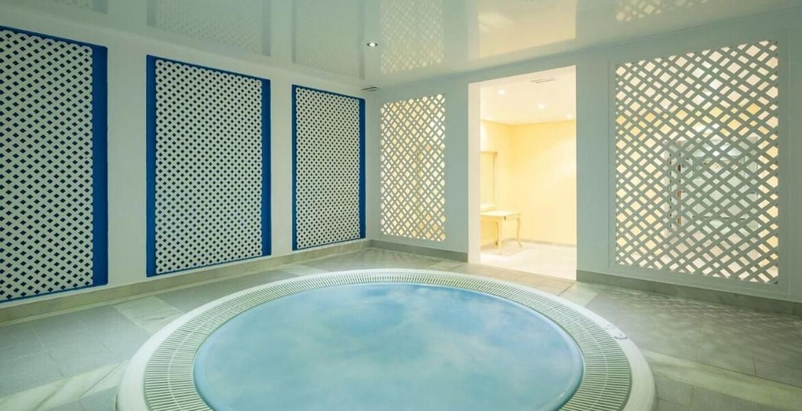 Apartment for rent in Puerto Banus