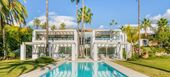 Villa en alquiler en Milla de Oro