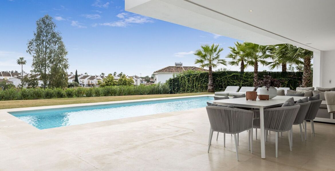 Villa en alquiler en Estepona