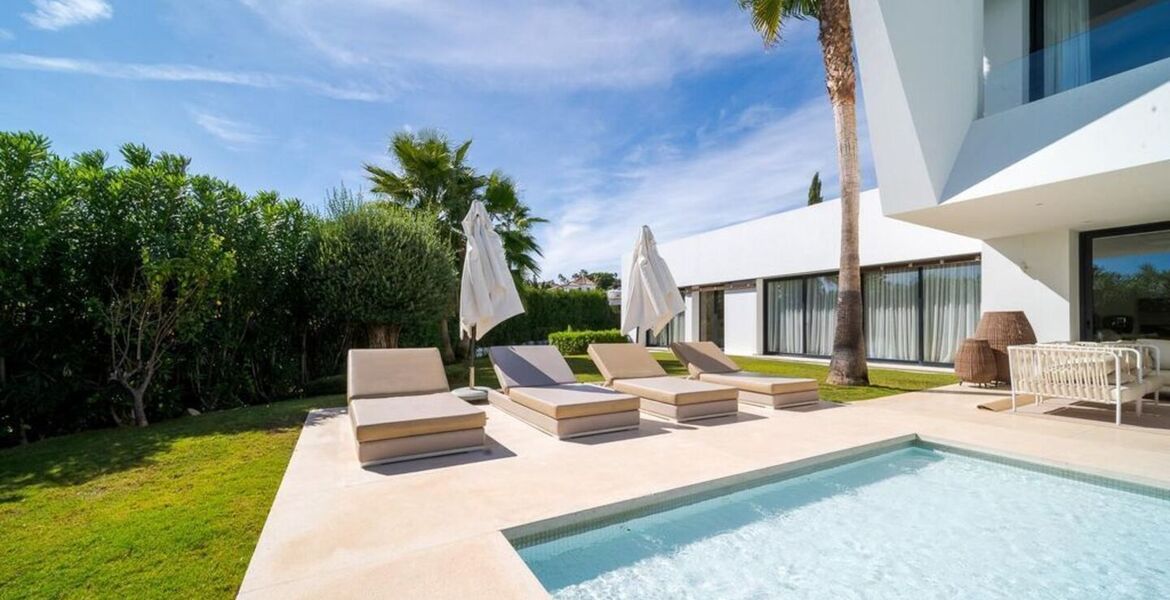 Villa en alquiler en Estepona