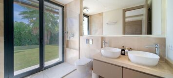 Villa en alquiler en Estepona