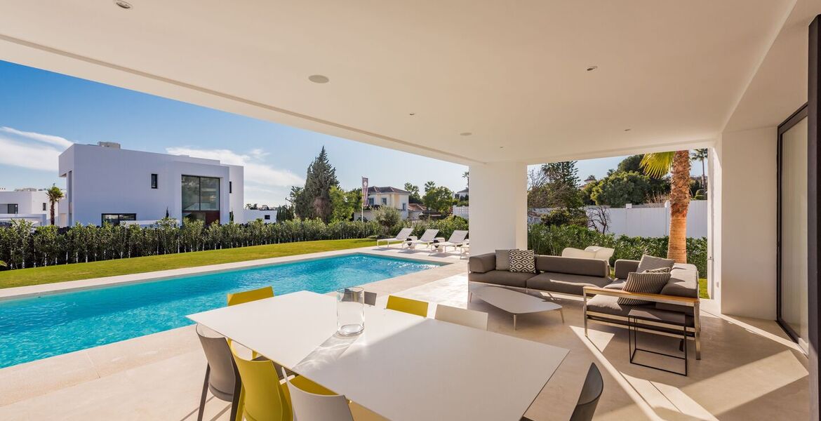 Villa en alquiler en Estepona