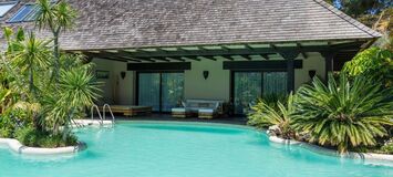Villa en alquiler en Rio Real Marbella