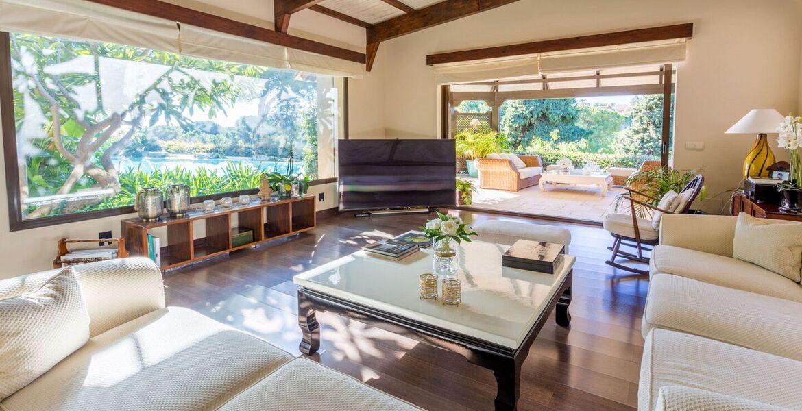 Villa en alquiler en Rio Real Marbella