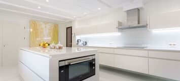 Villa en alquiler en Rio Real Marbella
