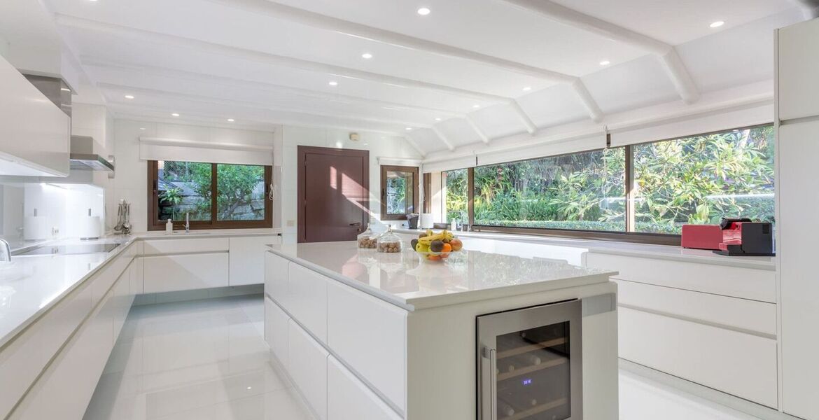 Villa en alquiler en Rio Real Marbella