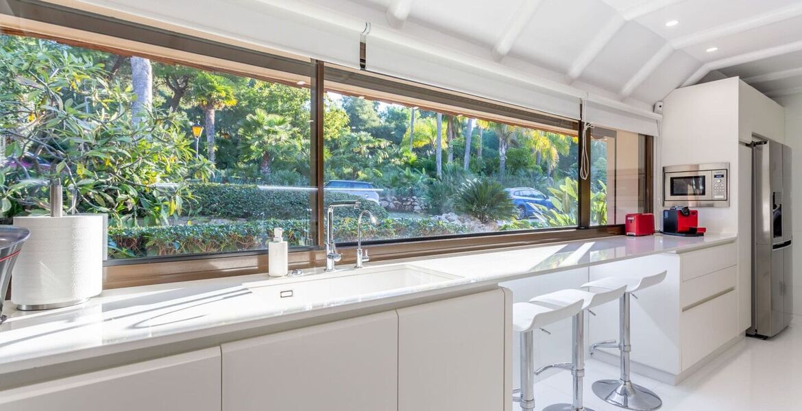 Villa en alquiler en Rio Real Marbella